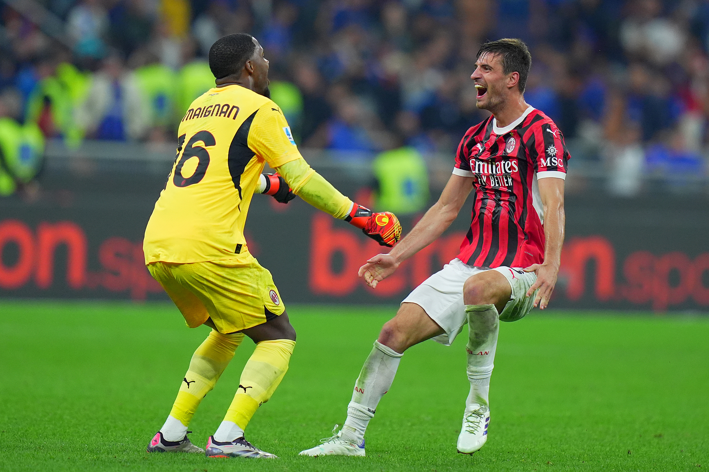 Matteo Gabbia e Mike Maignan, Milan