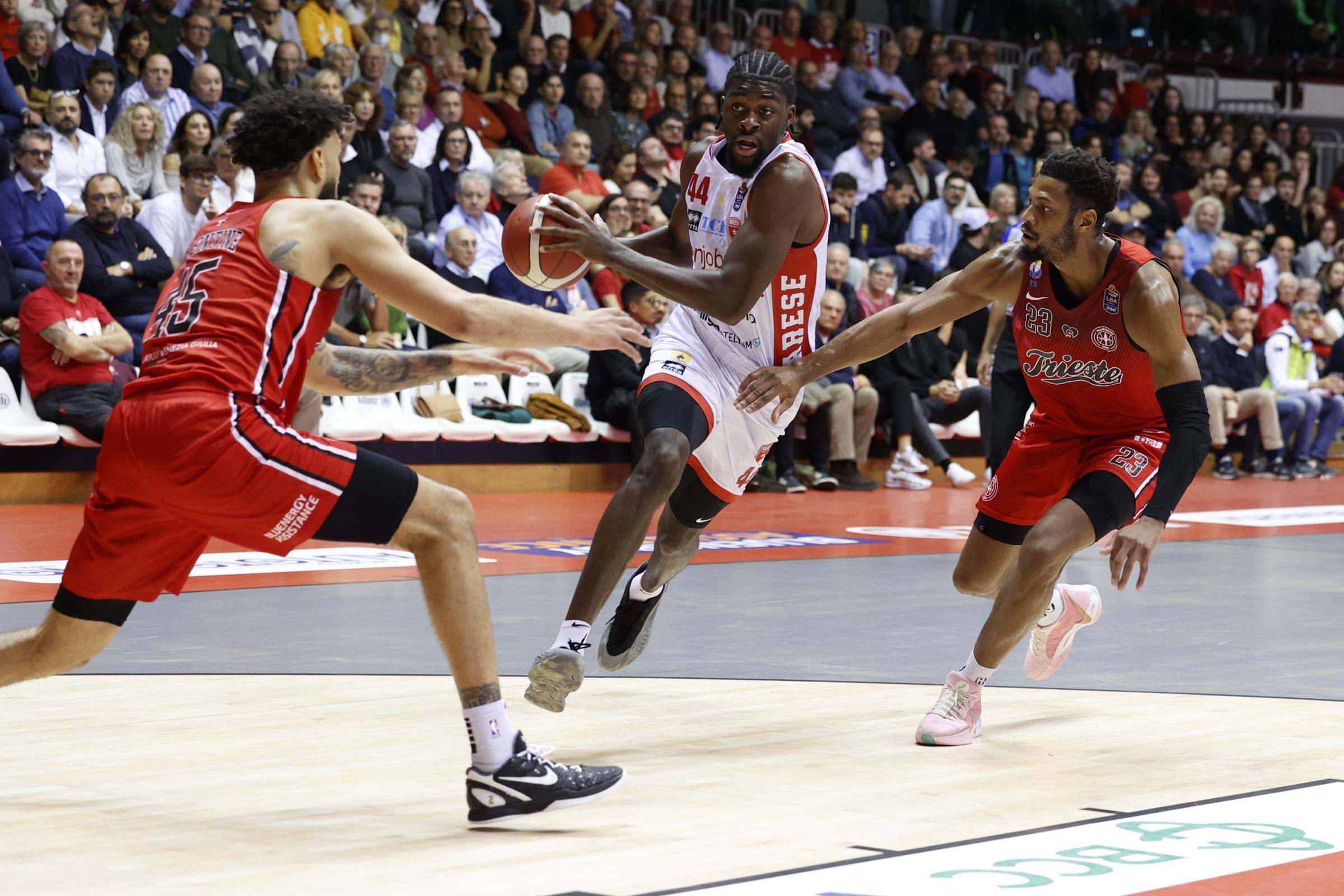 Lega Basket Serie A, Trieste vs Varese